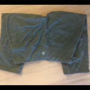 Athleta xs chaturanga knicker crop Heathered Green